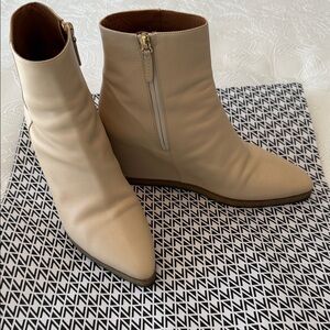 Chloe wedge Elegant Cream Ankle Boots